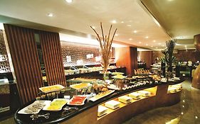 Harbour Plaza 8 Degrees